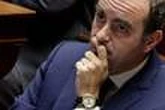 EN DIRECT : les deux motions de censure de LFI et du RN rejetées, Sébastien Lecornu dit que son gouvernement se met « au travail »
