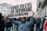 Après la journée de mobilisation, des participants réfléchissent déjà aux prochaines actions : « Qu’est-ce qu’on fait demain ? »