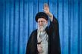 Ali Khamenei, le Guide suprême iranien, affirme que « la bataille commence », après que Donald Trump a exigé une « capitulation sans condition » de l’Iran
