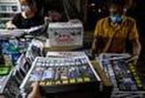 A Hongkong, l’« Apple Daily » combatif au lendemain de la perquisition