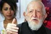 L’abbé Pierre visé par douze nouvelles accusations de violences sexuelles, dont sept sur mineurs
