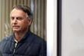 Au Brésil, Jair Bolsonaro échappe pour l’heure à la prison, mais est rappelé à l’ordre sur son interdiction de s’exprimer sur les réseaux sociaux