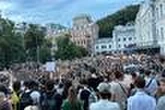 En direct, guerre en Ukraine : manifestation à Kiev contre le vote d’une loi privant les instances anticorruption de leur indépendance