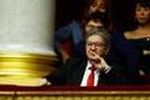 Jean-Luc Mélenchon et LFI au cœur d’un livre enquête : posez vos questions à Olivier Pérou, coauteur de « La Meute »