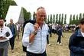 Edouard Philippe prend ses distances avec François Bayrou sur les rapports entre générations