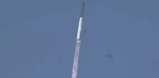 SpaceX launches Starship on successful test flight