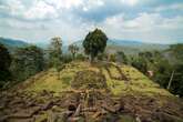 Experts Doubt Claims that World's Oldest Pyramid Was Discovered in Indonesia