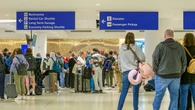 W tym wĹoskim mieĹcie do gĹĂłwnej atrakcji dojdziesz pieszo z lotniska. Spacer zajmie 20 minut