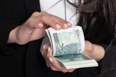 Fortuna na koncie i polskie nazwiska. Te rodziny rzÄdzÄ na rynku. Nawet 128 mld zĹ majÄtku