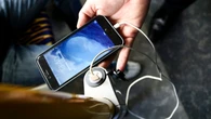Czy ktoĹ moĹźe mnie widzieÄ przez kamerÄ w telefonie? Tak rozpoznasz zhakowany aparat