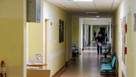 450 zĹ za godzinÄ, 108 tys. zĹ co miesiÄc, a chÄtnych brak. "Problemem nie sÄ pieniÄdze"