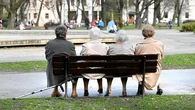 14. emerytura dla wszystkich? Kiedy i ile wyniesie? Senat wprowadzi poprawki
