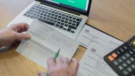 MajÄ czas do koĹca wrzeĹnia. ZUS nie bÄdzie wysyĹaĹ przypomnieĹ. Od razu im zabierze rentÄ
