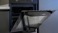 Airfryer czy piekarnik? W tym przypadku jedno urzÄdzenie opĹaca siÄ bardziej. Zjada mniej prÄdu