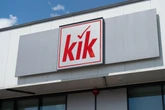 Te wygodne buty z KiK będą w sam raz na letnie wieczory. Ponadczasowe modele też w CCC, Renee