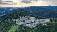 Przedwojenna idea wraca do Ĺźycia. Gondole znĂłw mogÄ ruszyÄ pod sĹynnÄ warowniÄ
