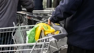 Nie masz monety do wĂłzka? Ten trik zadziaĹa w kaĹźdym sklepie. "Zawsze tak robiÄ, polecam"