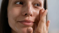 Era "glow up" dobiegĹa koĹca. Zetki odwracajÄ zasady gry. Teraz to "glow down" robi furorÄ