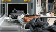 UwaĹźaj przy kontroli na lotnisku. Pracownik ochrony zdradziĹ trik zĹodziei