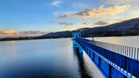 Rajska plaża i góry na horyzoncie. "Polskie Como" znajduje się tylko 50 km od Wrocławia