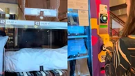 Automat z "nieodebranymi" przesyłkami stanął w Warszawie. Pokazały, co można znaleźć w środku