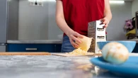 Włosi od dawna znają jego zdrowotną moc. Sypią do makaronu, ale najlepszy jest w sosie
