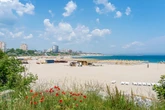 Hitowy kierunek w PRL-u. Odwołaj Bułgarię i leć do "europejskiego Miami". Plaże to bajka