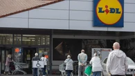 Praca poczeka, Lidl nie. Tylko 3 dni, by kupiÄ satynowy komplet za 29,99 zĹ. Jysk teĹź kusi