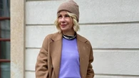 To te zimowe czapki zawróciły w głowach 50-latkom. Uszy nie szczypią, a strój wymiata