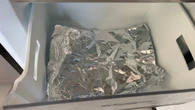 Trik na medal z foliÄ aluminiowÄ w zamraĹźarce. OszczÄdza czas i prÄd