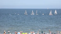 SĹoĹce, plaĹźa i niemal arktyczna kÄpiel. Zimna woda w BaĹtyku to nie wina pogody