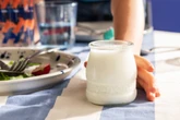 Zdrowe wybory zaczynajÄ siÄ na pĂłĹce. Rola producentĂłw w ksztaĹtowaniu nawykĂłw Ĺźywieniowych