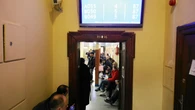 UrzÄdy nie nadÄĹźajÄ z wnioskami, a ludzie liczÄ. 500 zĹ dziennie za kaĹźdÄ opĂłĹşnionÄ decyzjÄ