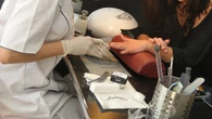 Wasz gĹosKobiety rezygnujÄ z manicure w salonach. Dlaczego? "Szanujcie swoje pieniÄdze"