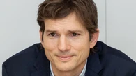 Ashton Kutcher ma brata bliźniaka. Jest nieuleczalnie chory. Kiedyś chciał mu oddać swoje serce
