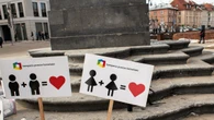 Związki partnerskie coraz bliżej? Polacy chcą zmian w prawie. Jest nowy sondaż