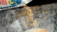 Te produkty to pogromcy cholesterolu. DziaĹajÄ jak odkurzacz. BÄdÄ lepsze niĹź owsianka