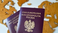 JuĹź nie trzeba iĹÄ do urzÄdu. Rodzice wyrobiÄ paszport bez wychodzenia z domu. Ale liczy siÄ wiek