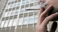 Koniec z paleniem na balkonie? Nowy przepis moĹźe zmieniÄ Ĺźycie w blokach