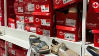 Te eleganckie pĂłĹbuty to ideaĹ na pĹaskÄ stopÄ - CCC przecenia model od Rieker