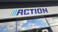Za 29,99 zł masz dom na oku 24/7. Tłumy w Action jak w piekarni z jagodziankami. Co w Biedronce?