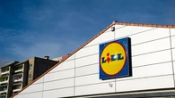 19,99 zł za satynową pościel? W Lidlu okazja nie do przeoczenia. Co w Biedronce?