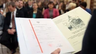 Pokazała, jak powinno wyglądać świadectwo szkolne. "Co jeśli dziecko lubi się uczyć?"