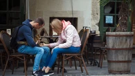 Tylko u nasPoznała męża na Tinderze. "Sporo znam osób, które też znalazły miłość w internecie"