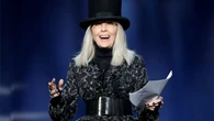 Dlaczego Diane Keaton nosiĹa golfy i kapelusze? Za "fortecÄ
" kryĹo siÄ coĹ wiÄcej niĹź moda
