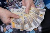 Rząd sypnie pieniędzmi. Nawet 30 tys. zł więcej do emerytury. Kto dostanie?
