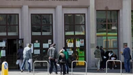 Niektórzy emeryci muszą złożyć w ZUS ten papier. Czas upływa 31 maja. Można stracić pieniądze