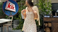 W Kik piękna sukienka w kwiaty w sam raz na teraz. Cena? Tylko 30 zł. Co w Sinsay?