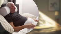 Ĺťona miaĹa doĹÄ jego chrapania. WrĂłciĹ z "dziwnÄ poduszkÄ". DziĹ zarabiajÄ fortunÄ