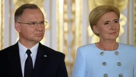 Czy Agata Duda teĹź dostanie prezydenckÄ emeryturÄ? Jej mÄĹź moĹźe liczyÄ na 11 tys. "na rÄkÄ"